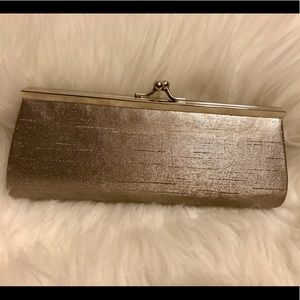 SILVER METALLIC FRAME EVENING CLUTCH ✨